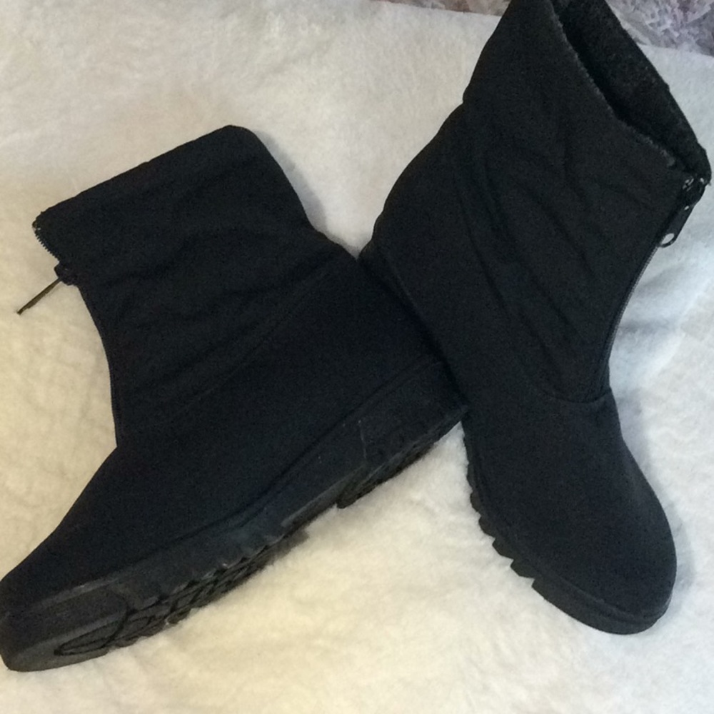 Toe Warmers Canada Ankle Boots